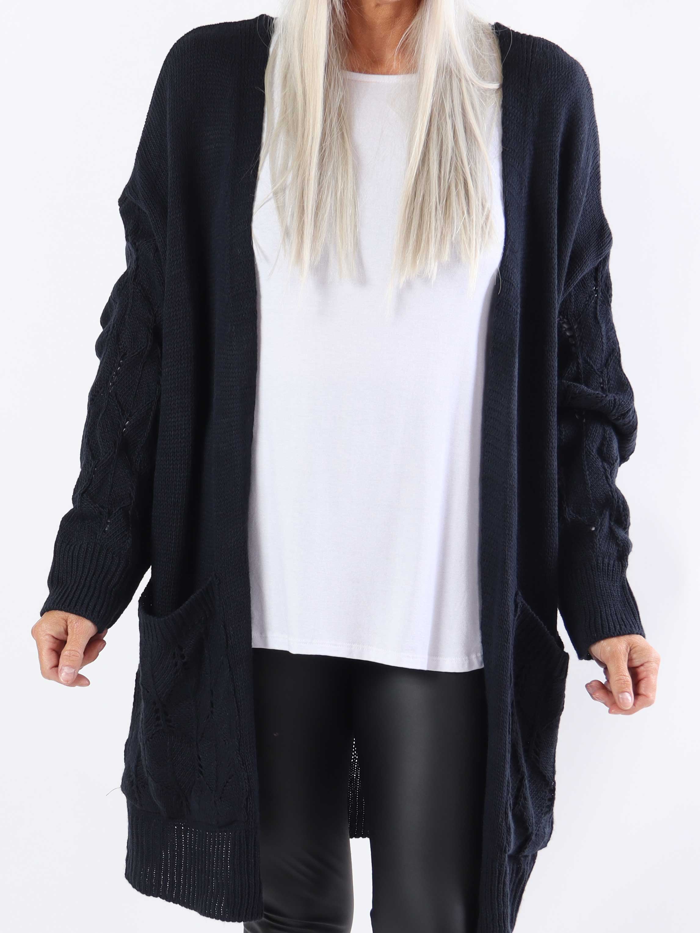 Capri - Plus size strikcardigan med lommer